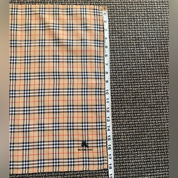 BURBERRY LOGO NOVA CHECK Full size Handkerchief/100% Cotton/Square🔥FLAWLESS🔥OS - Picture 6 of 9